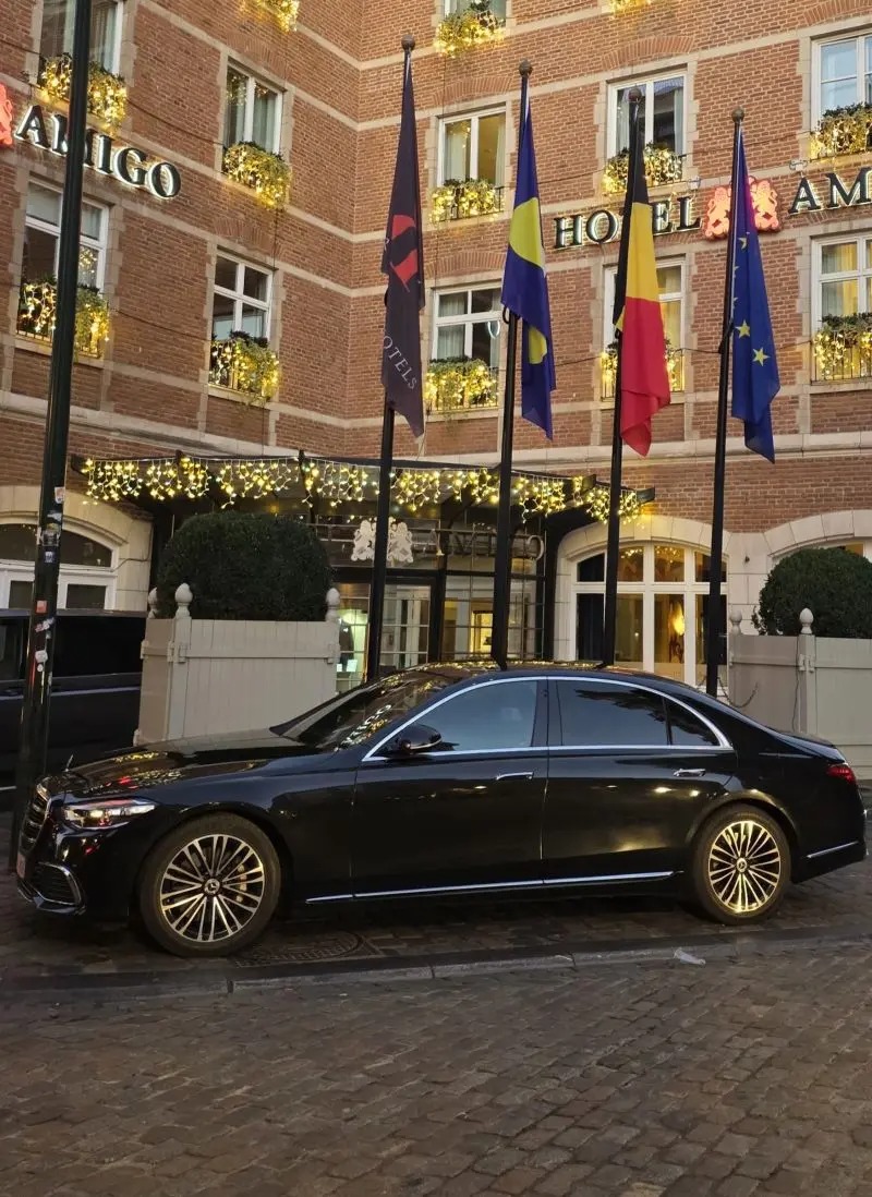 S-Class Hotel Amigo